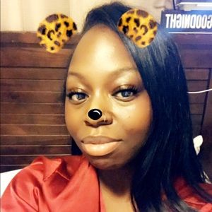 Meet your Posher, Briana